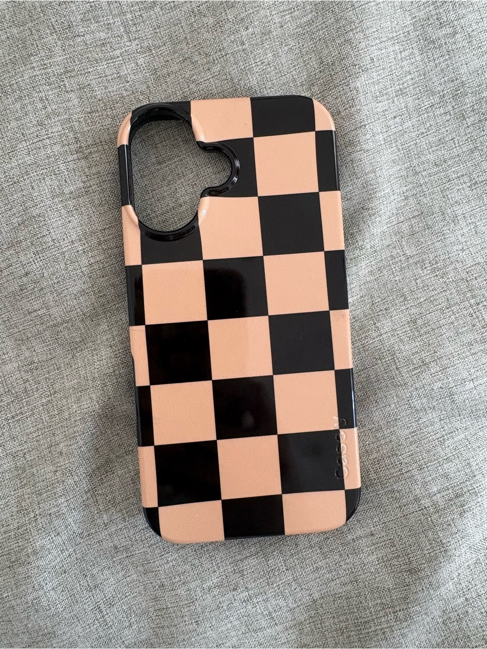 Checkerboard Brown & Black Protective iPhone 16 Case - Casely
